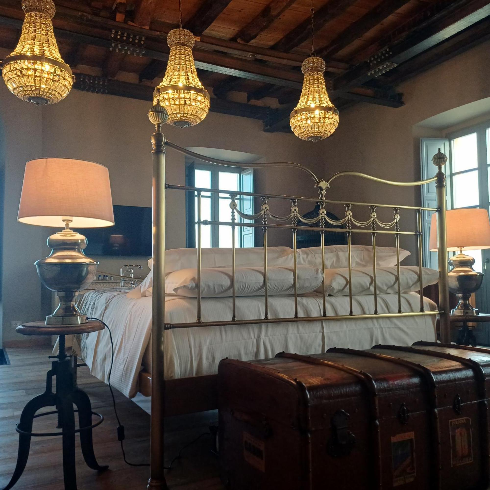 Palazzo Boyl 1840 Hotel Каляри Екстериор снимка