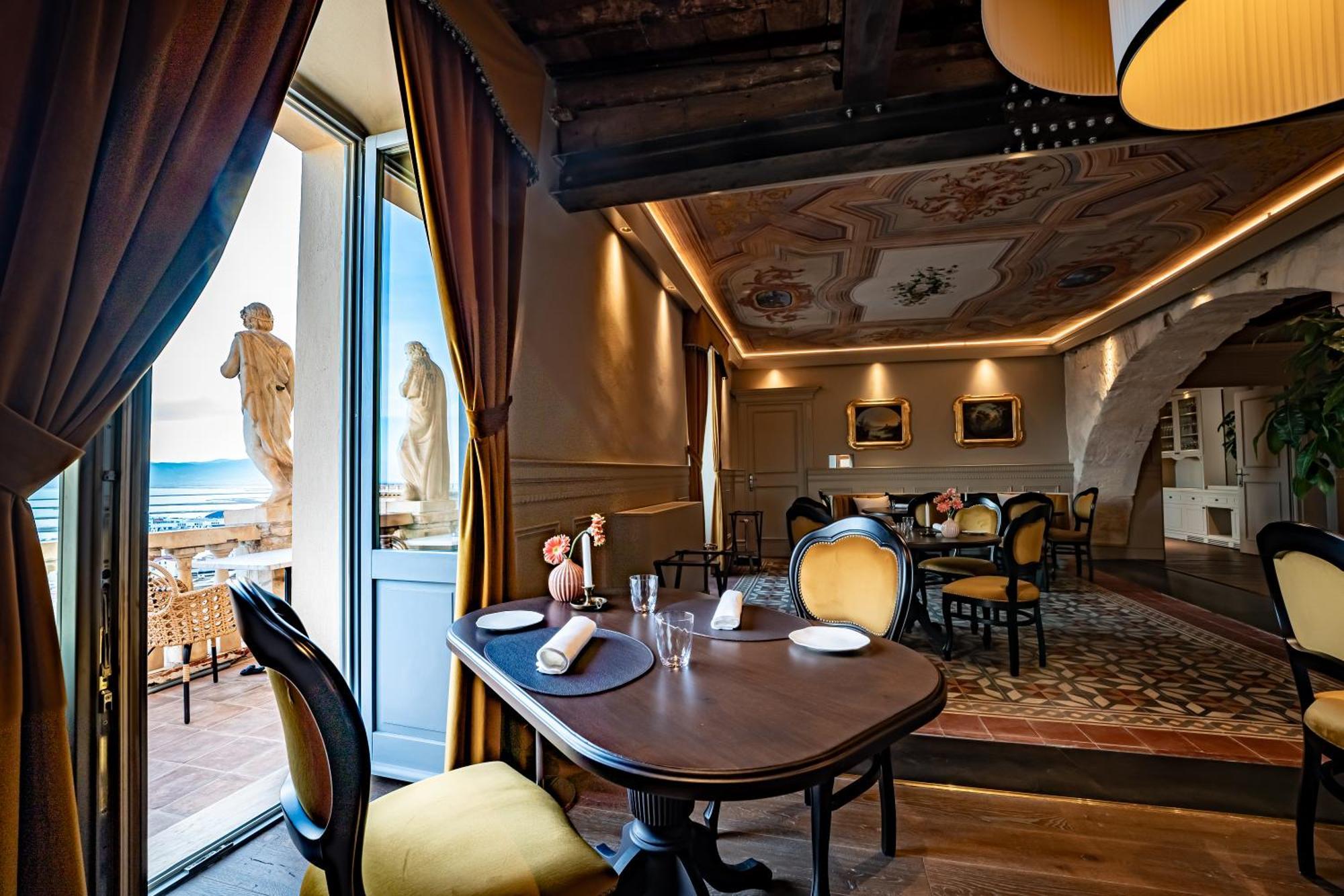 Palazzo Boyl 1840 Hotel Каляри Екстериор снимка
